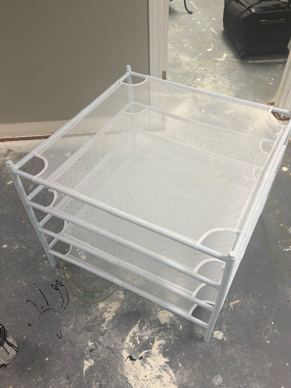 White Mesh 4-Tier drying rack .